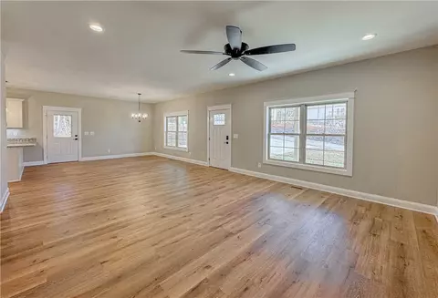 111 Sequayah Dr, Fair Play, SC 29643 photo 8