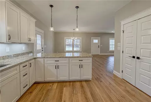 111 Sequayah Dr, Fair Play, SC 29643 photo 23