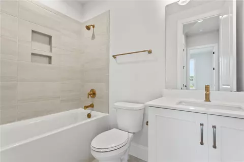 Bath - 354 Clemson St, Clemson, SC 29631 photo 1 of 5