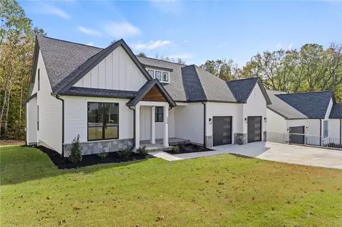 Exterior - 354 Clemson St, Clemson, SC 29631 photo 2 of 4