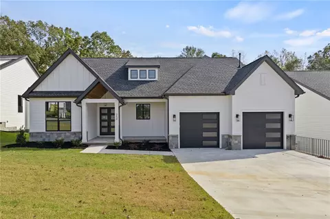 354 Clemson St, Clemson, SC 29631