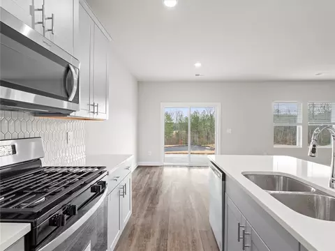 1076 Appalachian Dr, Moore, SC 29369 photo 7