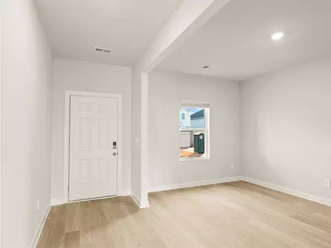 Entry Way - 1080 Appalachian Dr, Moore, SC 29369 photo 1 of 5
