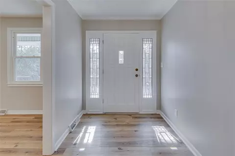 Entry Way - 201 Arrowhead Trl, Easley, SC 29642 photo 1 of 4