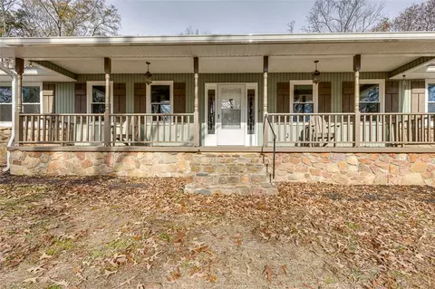 Exterior - 201 Arrowhead Trl, Easley, SC 29642 photo 3 of 12