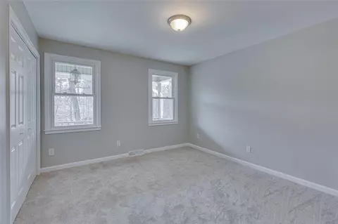 Bedroom - 201 Arrowhead Trl, Easley, SC 29642 photo 5 of 7