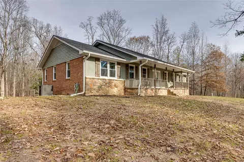 201 Arrowhead Trl, Easley, SC 29642