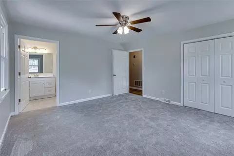 Bedroom - 201 Arrowhead Trl, Easley, SC 29642 photo 2 of 7
