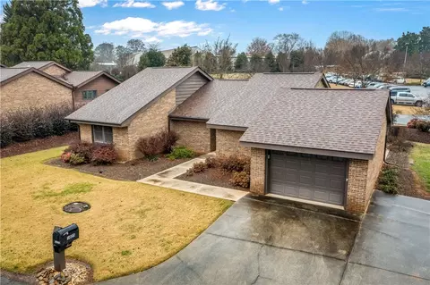 1025 Keystone Ln, Clemson, SC 29631