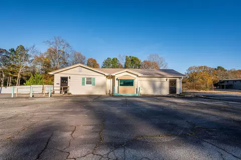 8101 Hwy 81 S Hwy, Starr, SC 29684