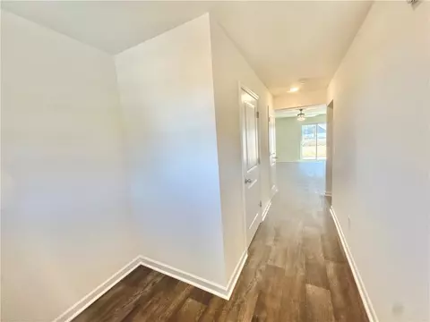 502 Seaborn Cir, Pendleton, SC 29670 photo 2