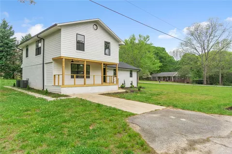 9 James St, Pelzer, SC 29669 photo 2