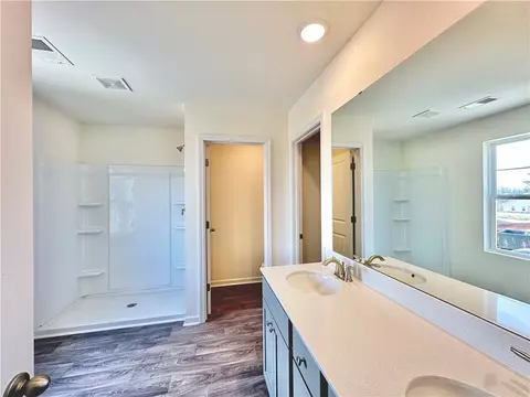 Bath - 511 Seaborn Cir, Pendleton, SC 29670 photo 2 of 5