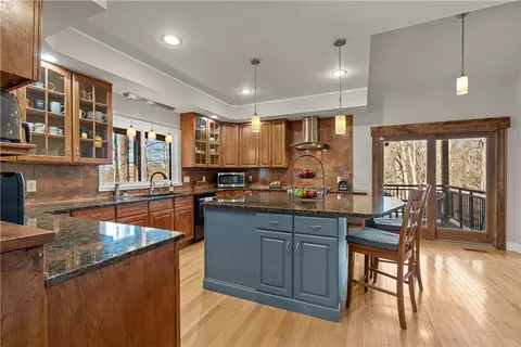 104 Villa Ct, Sunset, SC 29685 photo 13