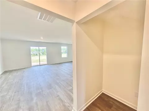 Entry Way - 506 Seaborn Cir, Pendleton, SC 29670 photo 2 of 5