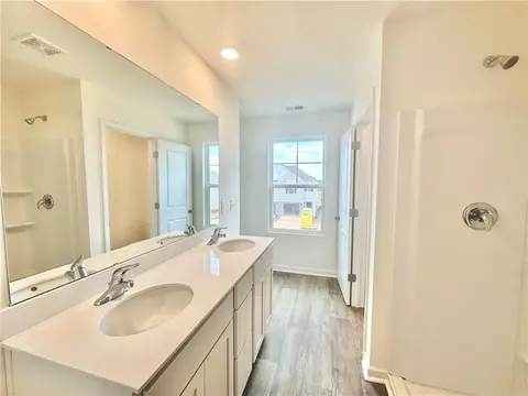 Bath - 506 Seaborn Cir, Pendleton, SC 29670 photo 4 of 5