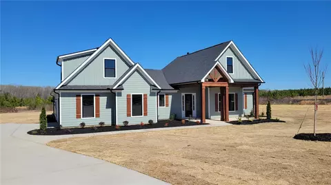 477 Young Rd, Clinton, SC 29325