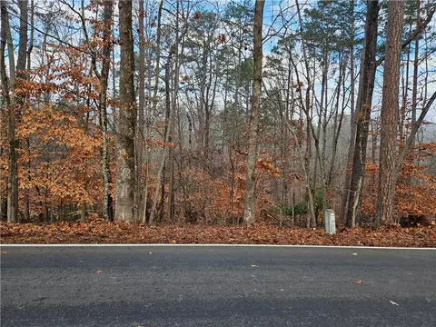 36 Commodore Dr, Salem, SC 29676