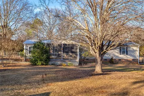 101 La Paz St, Pendleton, SC 29670