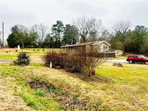 293 Sitton Mill Rd, Seneca, SC 29678 photo 2