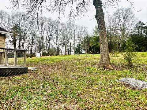 293 Sitton Mill Rd, Seneca, SC 29678 photo 10