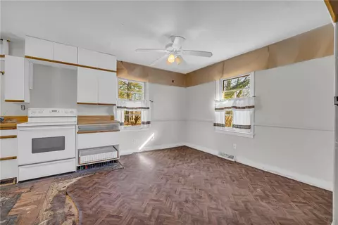 131 B D Johnston Rd, Central, SC 29630 photo 9