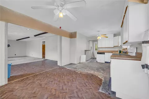 131 B D Johnston Rd, Central, SC 29630 photo 5