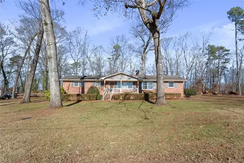 316 Forest Acres Cir, Walhalla, SC 29691