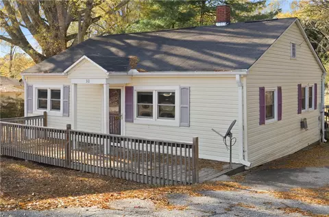 310 S Pine St, Walhalla, SC 29691