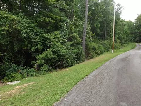 343 Gauley Falls Rd, Pickens, SC 29671