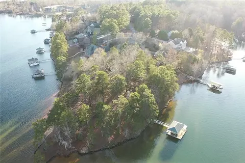 131 Pineridge Pointe Dr, Seneca, SC 29672