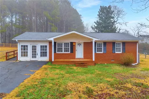 204 Cone Dr, Liberty, SC 29657