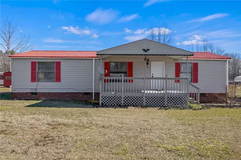 511 Clear Dawn Dr, Easley, SC 29640