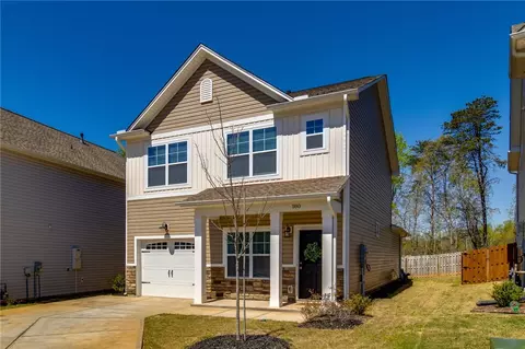 180 Highland Park Ct, Easley, SC 29642