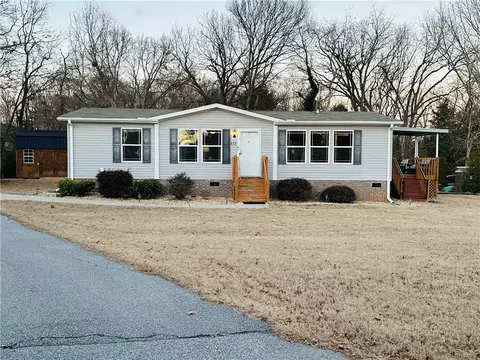 111 Rivolli Dr, Anderson, SC 29625