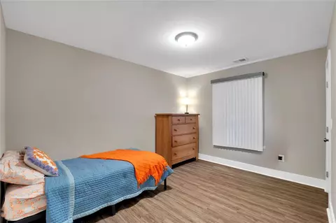 Bedroom - 100 Regency Walk, Pickens, SC 29671 photo 4 of 4