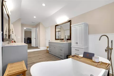 Bath - 245 Sassafras Dr, Easley, SC 29642 photo 1 of 4