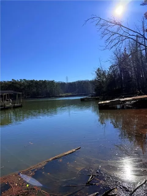 139 Gordon Dr, Central, SC 29630