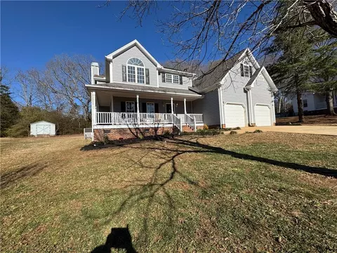 210 Dillard Dr, Easley, SC 29642