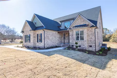201 Mcphail Farms Cir, Anderson, SC 29621