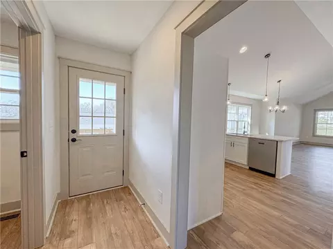 614 S Cherry St, Seneca, SC 29678 photo 36