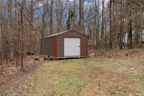 Exterior - 273 Horseshoe Rd, Central, SC 29630 photo 6 of 8