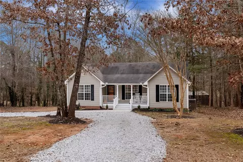 273 Horseshoe Rd, Central, SC 29630