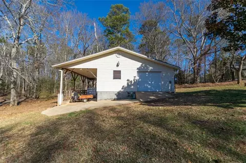 Exterior - 102 Fairview Ct, Easley, SC 29642 photo 5 of 12