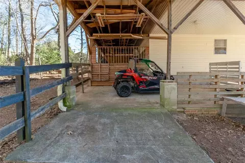 Exterior - 102 Fairview Ct, Easley, SC 29642 photo 6 of 12