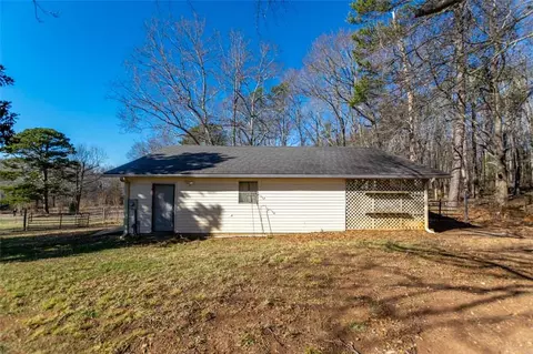 Exterior - 102 Fairview Ct, Easley, SC 29642 photo 9 of 12