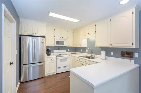 Kitchen - 100 Plantation Dr, Pendleton, SC 29670 photo 1 of 3