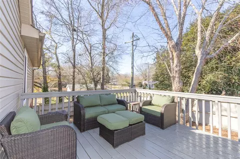 Exterior - 100 Plantation Dr, Pendleton, SC 29670 photo 6 of 9