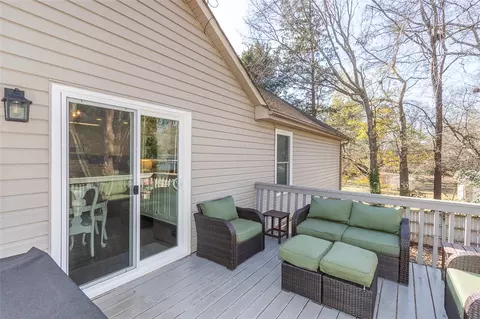 Exterior - 100 Plantation Dr, Pendleton, SC 29670 photo 3 of 9