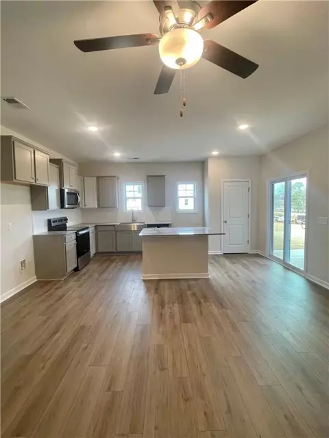 145 Brown Cir, Easley, SC 29642 photo 6
